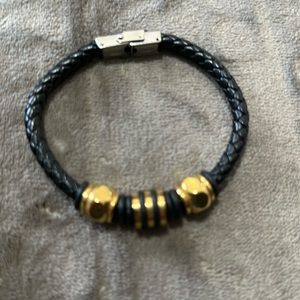 Men’s Bracelet with golden beads. Silver closure. Stainless steel 9 Ft